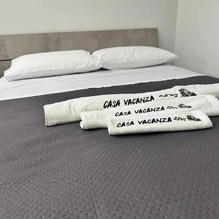 Apartament Casa Zeus *